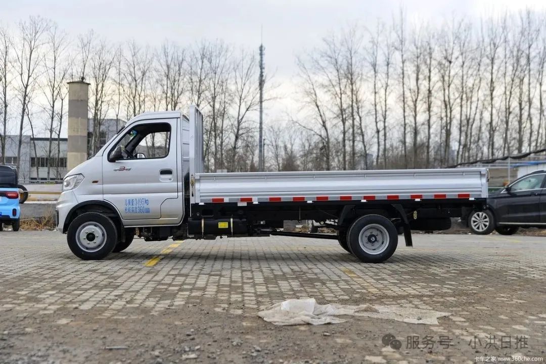 今日推荐: 小车大用,为懂得赚钱的年轻派——东风途逸T3后单胎 (图6) 图片