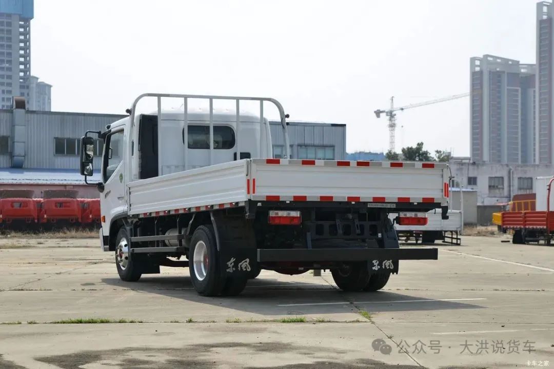 东风 凯普特星云K6 163马力 3.825米排半栏板轻卡(国六)(EQ1041S8CD2)外观