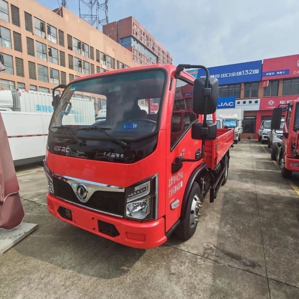 东风福小瑞柴油版:8档变速+116马力,窄巷穿行如鱼得水!